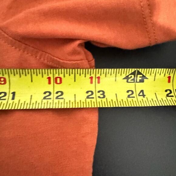 UnTuckit EcoSoft Short-Sleeve Henley In Spice Orange Size XL - Picture 9 of 10